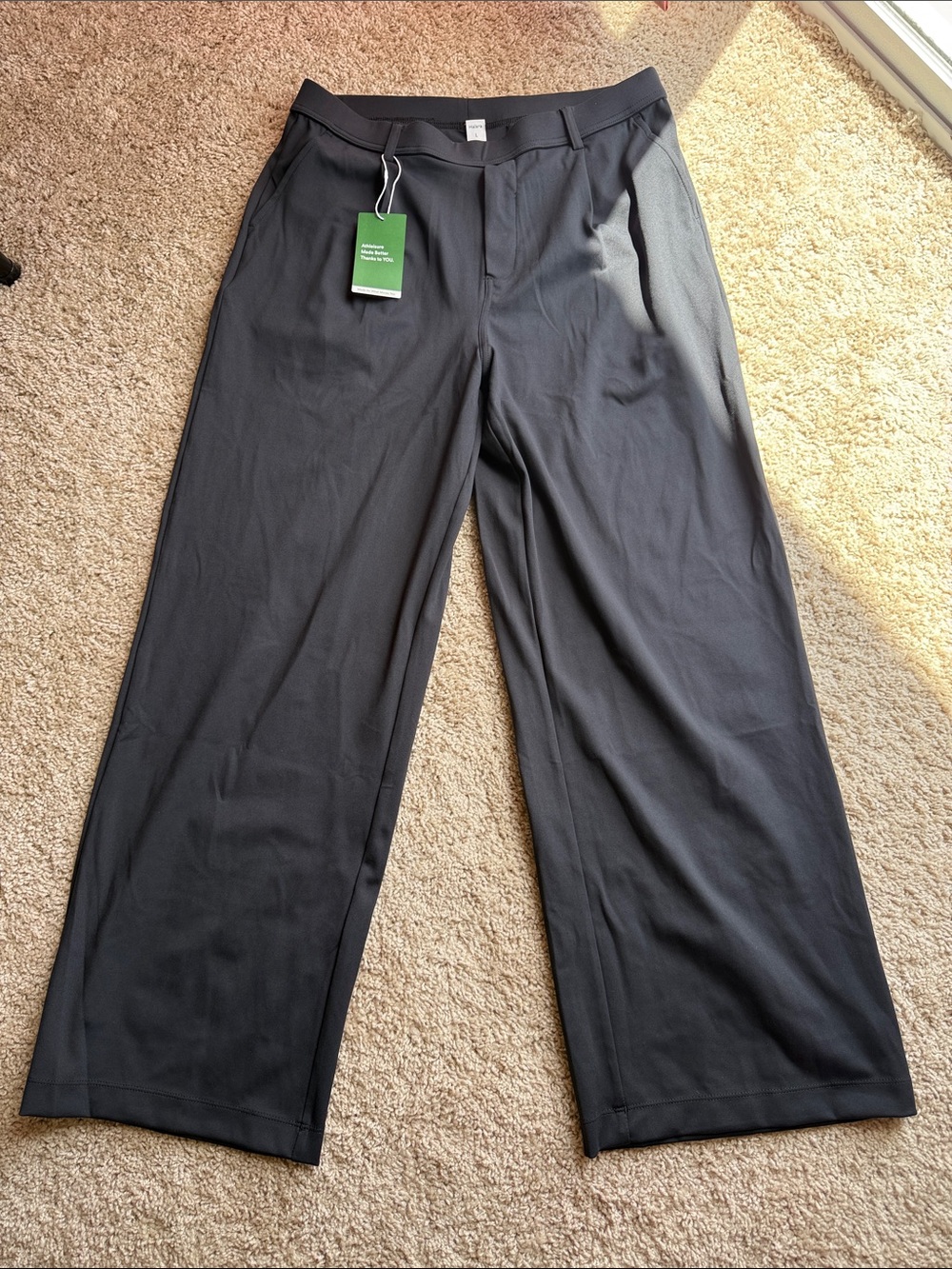 Halara Black High Waisted Wide Leg Pleated Work Pants NWT